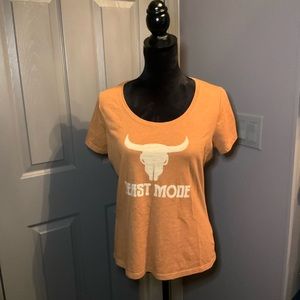 Miranda Lambert Medium “Beast Mode” t-shirt Sz MEDIUM